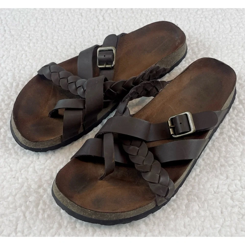 KOHL’S • Dark Brown Leather Strappy Criss-Cross Slide Sandals, 9 - Picture 3 of 16